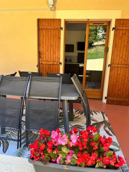 La Boetienne Appartement Jardin A Sarlat Exterior foto